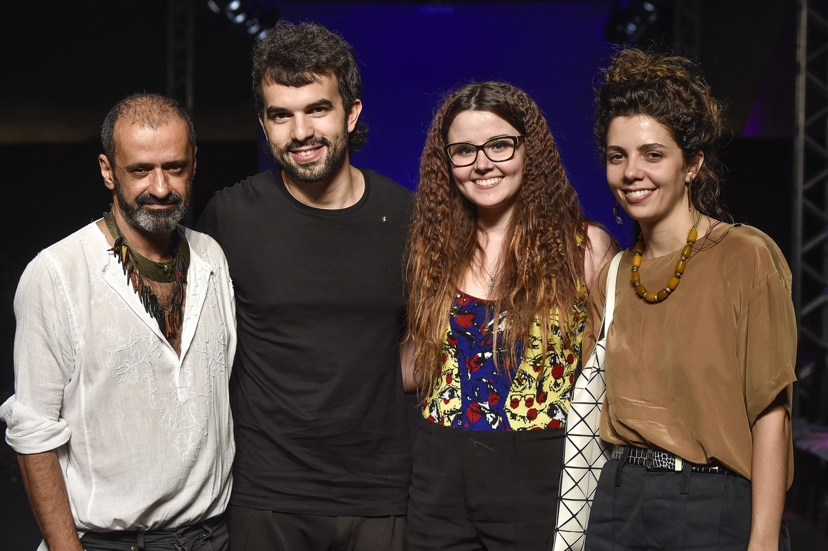 Gabriela Braga e Lívia Campos vencem a final do concurso BtoBe - Texbrasil